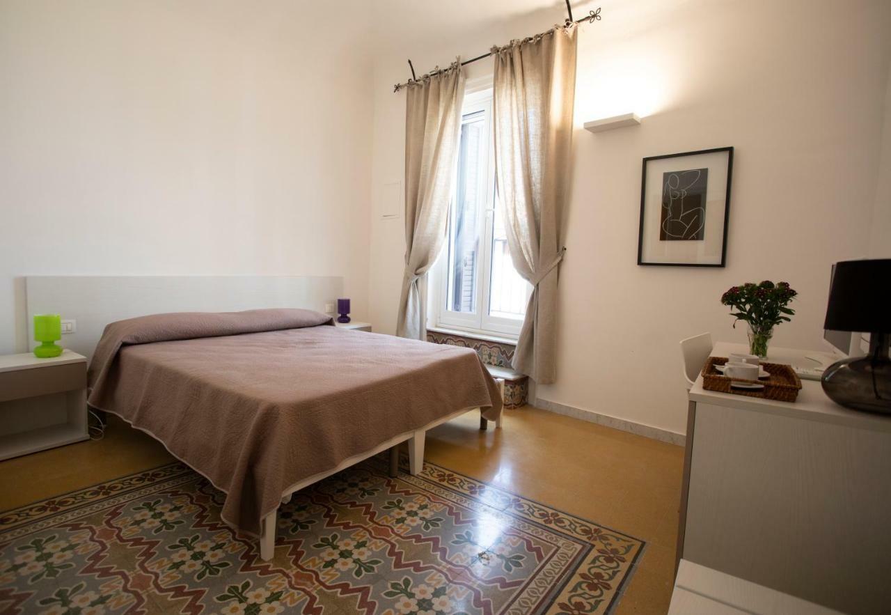 Rooms 19 B&B ปาแลร์โม ภายนอก รูปภาพ