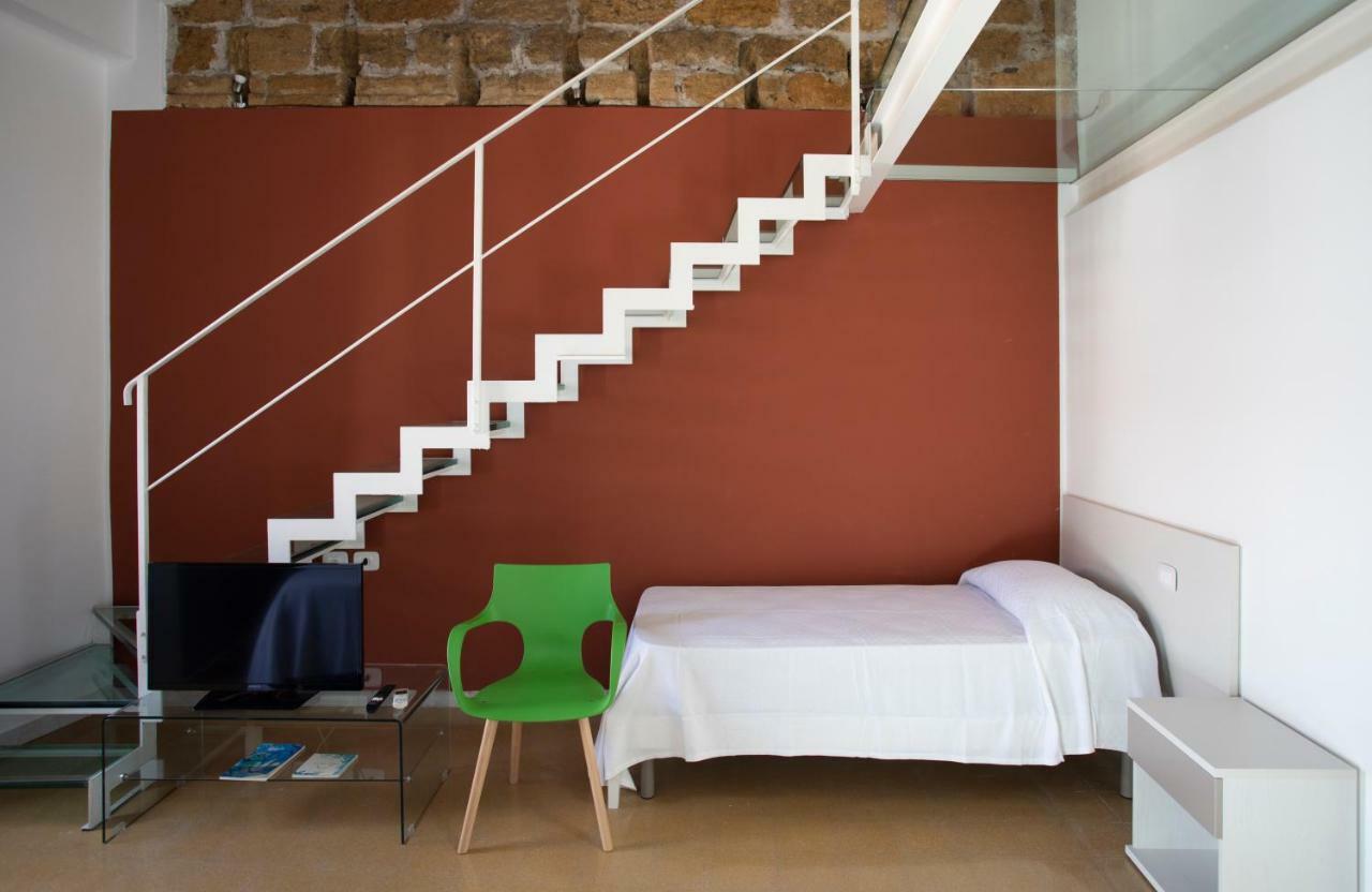 Rooms 19 B&B ปาแลร์โม ภายนอก รูปภาพ