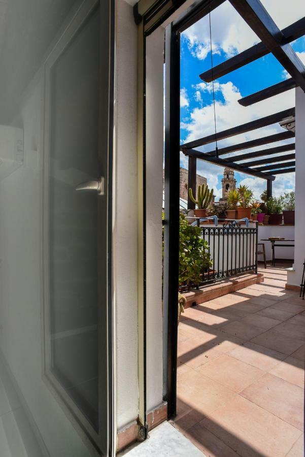 Rooms 19 B&B ปาแลร์โม ภายนอก รูปภาพ