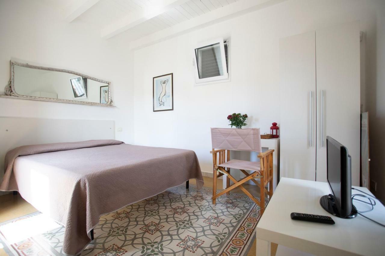 Rooms 19 B&B ปาแลร์โม ภายนอก รูปภาพ