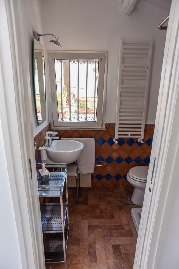 Rooms 19 B&B ปาแลร์โม ภายนอก รูปภาพ